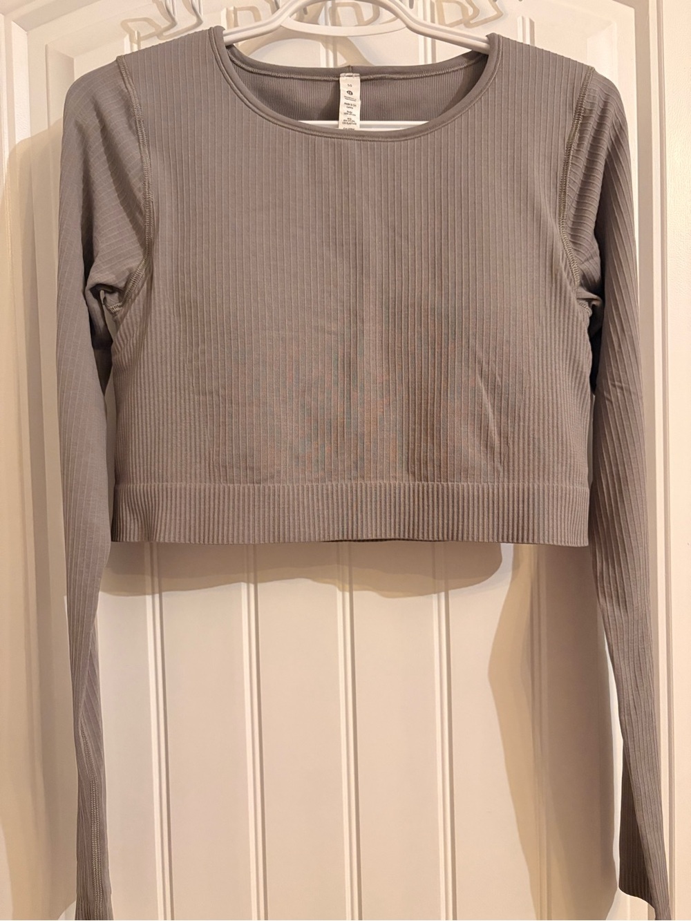 Lululemon Ebb to Street Long Sleeve Crop Top - Size 10